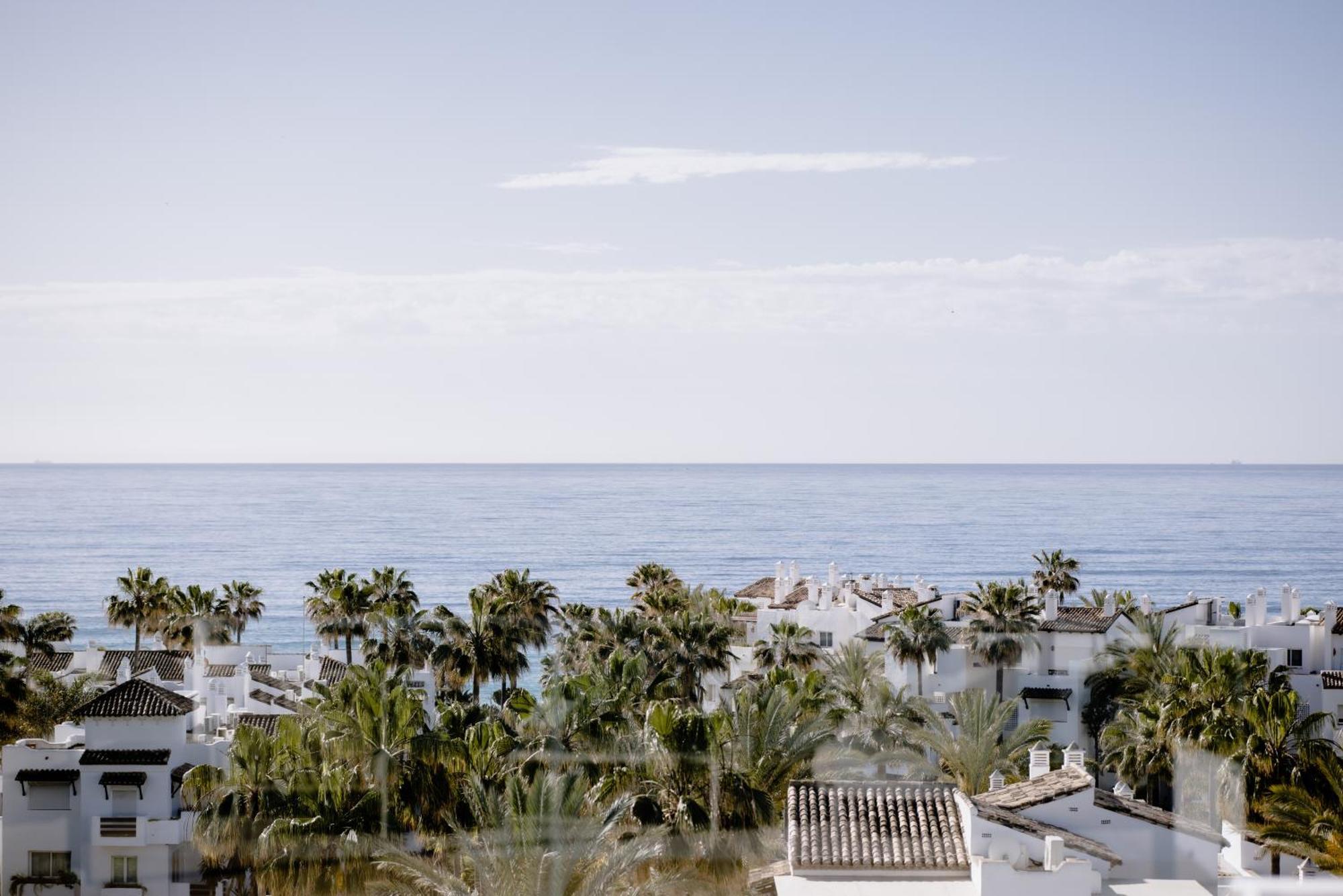 The Flag Hotel Marbella, Estepona Adult Recommended Exterior photo
